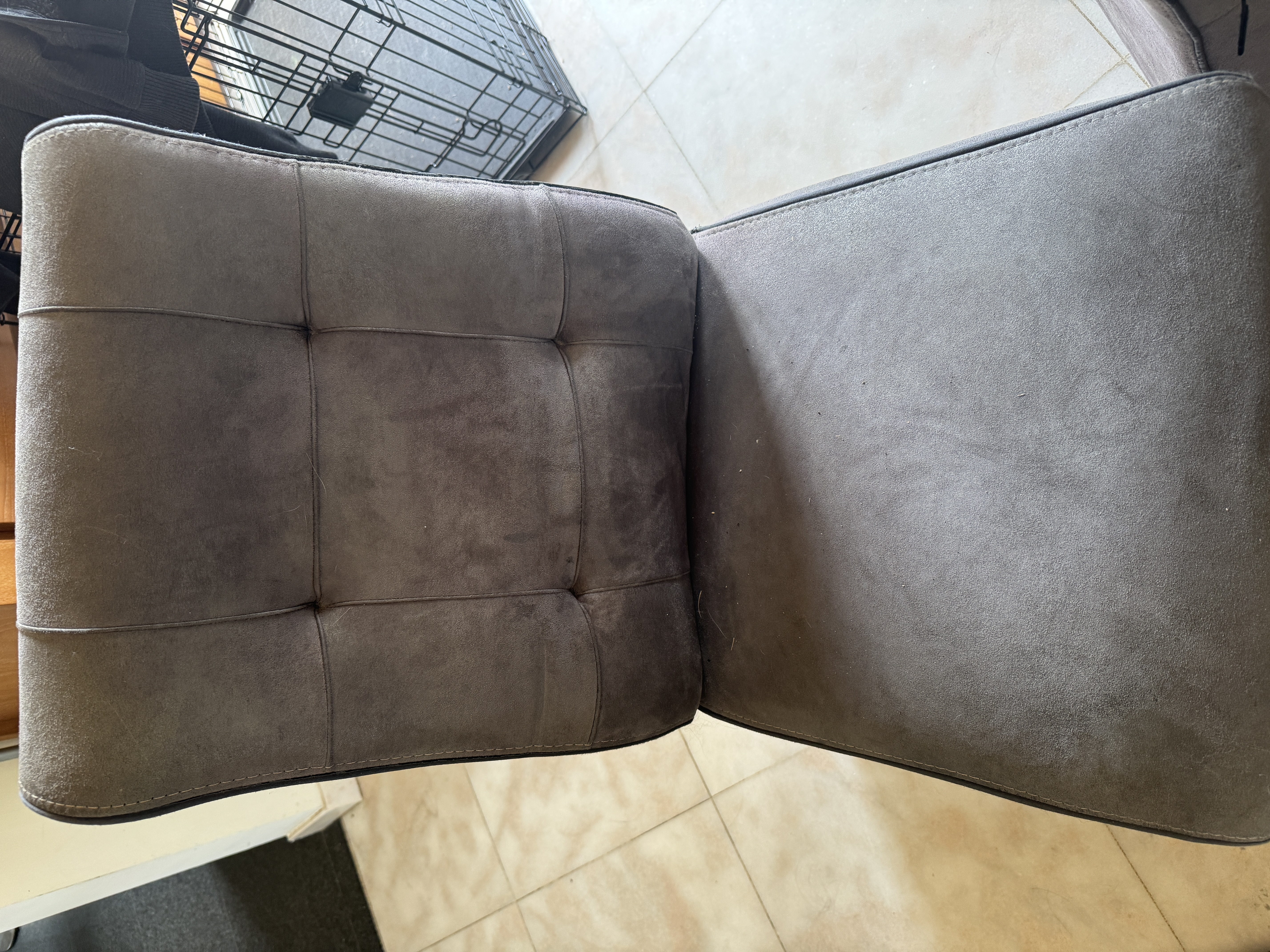 Avant nettoyage automobile